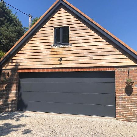 Oakworth Lodge - New Self Contained Studio Heathfield Extérieur photo